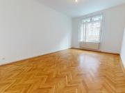 ruck zuck in der Innenstadt 3 Zimmer Altbau renoviert...