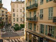 Rue de France Proche carré d'or 4 pieces rénové et...