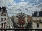 rue de la Glacière 4 pièces balcon filant