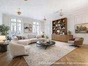 RUE DE MARIGNAN / TRIANGLE D'OR, Paris 8ème