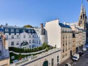 Rue Las Cases Superbe Appartement avec Vues Exceptionnelles