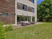 Rueil Malmaison Centre ville Comme une maison Triplex...