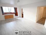 Ruhig + KFZ Stellplatz + U1 Nähe