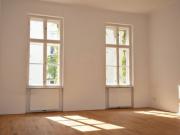 Ruhig und hofseitig! Bezugsbereite 3 Zimmer Wohnung!