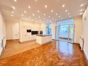 Ruhige 130 m2 große Altbauwohnung mit 10 m2 großen...