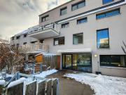 Ruhige 2 Zi. Wohnung mit Balkon, Küche, Garagenplatz
