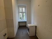 Ruhige 2 Zimmer Altbauwohnung im EG