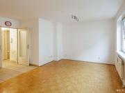 Ruhige 2 Zimmer Wohnung mit Gartenblick und Garagenplatz