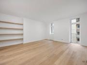 Ruhige 3 ZIMMER ALTBAUWOHNUNG, Innenhof, perfekte...