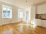 Ruhige 3 Zimmer Maisonette mit Balkon & Klimaanlage