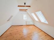 Ruhige 3er WG taugliche Altbauwohnung im Innenhof der... Ruhige 3er WG taugliche Altbauwohnung im Innenhof der...