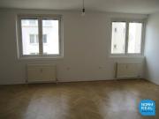 Ruhige 4 Zimmer Wohnung WG geeignet