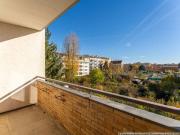 Ruhige, bezugsfreie 2 Zimmerwohnung mit Balkon und PKW...