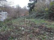 RUHIGE EINBAHNSTRAßE: BAULÜCKE MIT POTENTIAL