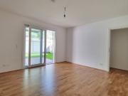 RUHIGE GARTENWOHNUNG 3 ROOM APARTMENT WITH GARDEN