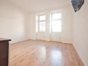 Ruhige, helle 2 Zimmer Wohnung | Innenhoflage | WC und...