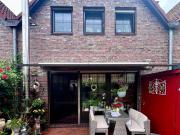 Ruhige Lage trifft Rendite: festvermietetes Reihenhaus...