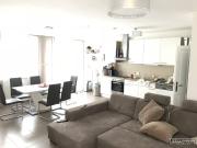 ruhige & sonnige Dachgeschoss Wohnung mit Terrasse |...