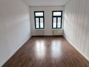 Ruhige Wohnung + Balkon + Tageslichtbad mit Wanne