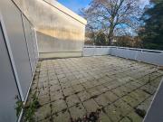 Ruhige Wohnung mit großer Dachterrasse Frisch saniert
