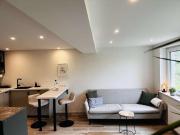 Ruhige, möblierte Wohnung in Aussichtslage. Auch für Pendler