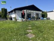 RUHIGES WOHNEN AM WASSER Bungalow mit Blick ins Grüne...