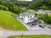 Ruhiges Wohnen im Grünen – Großes 6 Zimmer...