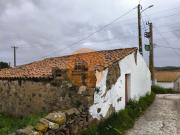 RUINA COM 105 M2 PARA HABITAÇÃO COM TERRENO DE 600 M2 EM...