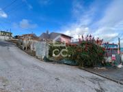 Ruína em lote urbano, açais, Bomral, Bomral Ruína em lote urbano, açais, Bomral, Bomral