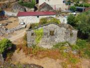 Ruína para Restauro com Terreno e Anexos Paredes do...