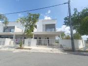 Rumah 2 Tingkat Fully Furnished untuk disewaKluang