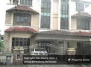 Rumah Berkembar Tiga Tingkat yang beralamat pos di No....