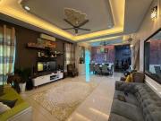 RUMAH CANTIK FREEHOLD Rumah Semi D Setingkat Bukit Baru...
