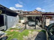 Rumah setingkat Taman Saga Ampang dekat Lrt
