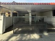 Rumah Teres Setingkat Untuk DiJual di Lunas