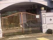 Rumah Teres Taman Seri Suria untuk Dijual