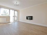 Runnymede Court, Egham TW20, 4 bed flat to rent, £1,850...