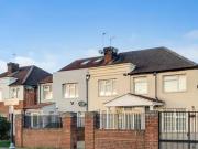 Runnymede Gardens, London, UB6 8EP, United Kingdom | 2...