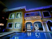 Rush Forsale Villas in Multinational, Paranaque for 95M