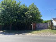 RUSTICA Y CONFORTABLE PROPIEDAD SOBRE GRAN LOTE DE...