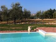 Rustici e casali in affitto di 500 m² in Strada...