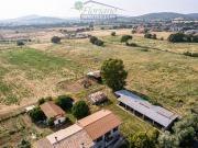 Rustici e casali in vendita di 1000 m² in Strada Pedemontana