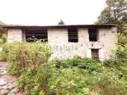 Rustici e casali in vendita di 100 m² in Via Laghetti