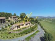 Rustici e casali in vendita di 1035 m² in Via della...