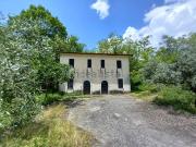 Rustici e casali in vendita di 105 m² in Via Colle Cimento