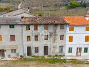 Rustici e casali in vendita di 106 m² in Via Casarotti