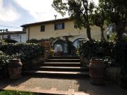 Rustici e casali in vendita di 110 m² in Via Pozzolatico