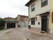 Rustici e casali in vendita di 113 m² in Via Statale, 125