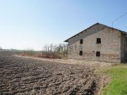 Rustici e casali in vendita di 1200 m² in Strada statale...
