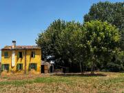 Rustici e casali in vendita di 120 m² in Via Capitello